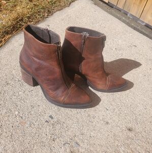 Freebird by Steven Claire ankle boots women's 10